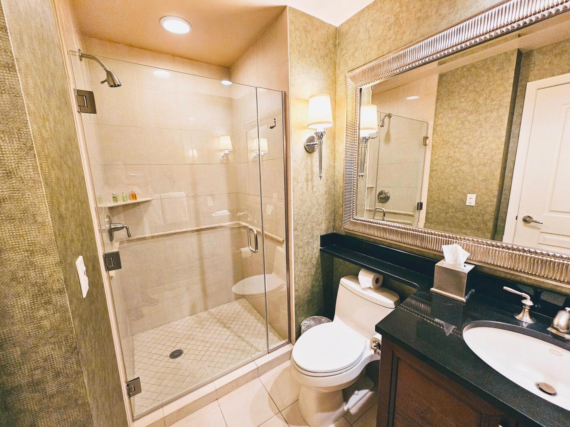 Strip & Sphere View - Separate Living Room - 2 Full Bath - Full Kitchen - Balcony - 900 Sqft - Mgm Signature Лас-Вегас Экстерьер фото